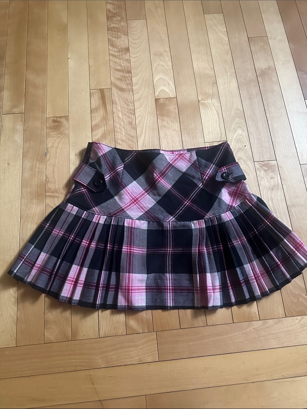 Plaid Pink and Black Pleated Mini Skirt - Picture 1 of 3